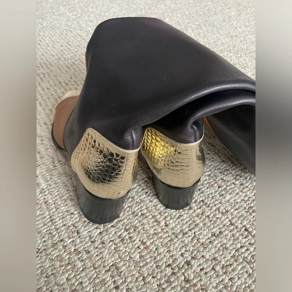 Christian Louboutin women's heeled riding boots size 39_8